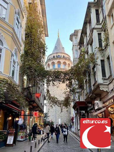 ¿Qué lugares turísticos no te puedes perder en Estambul?