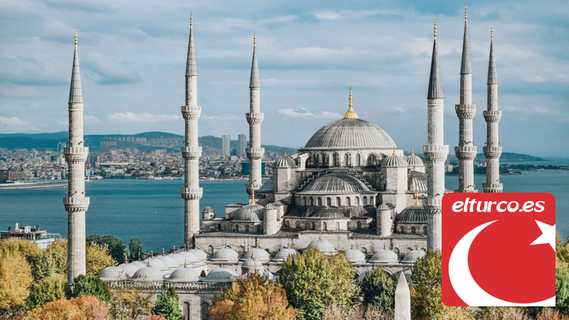 ¿Qué lugares turísticos no te puedes perder en Estambul?